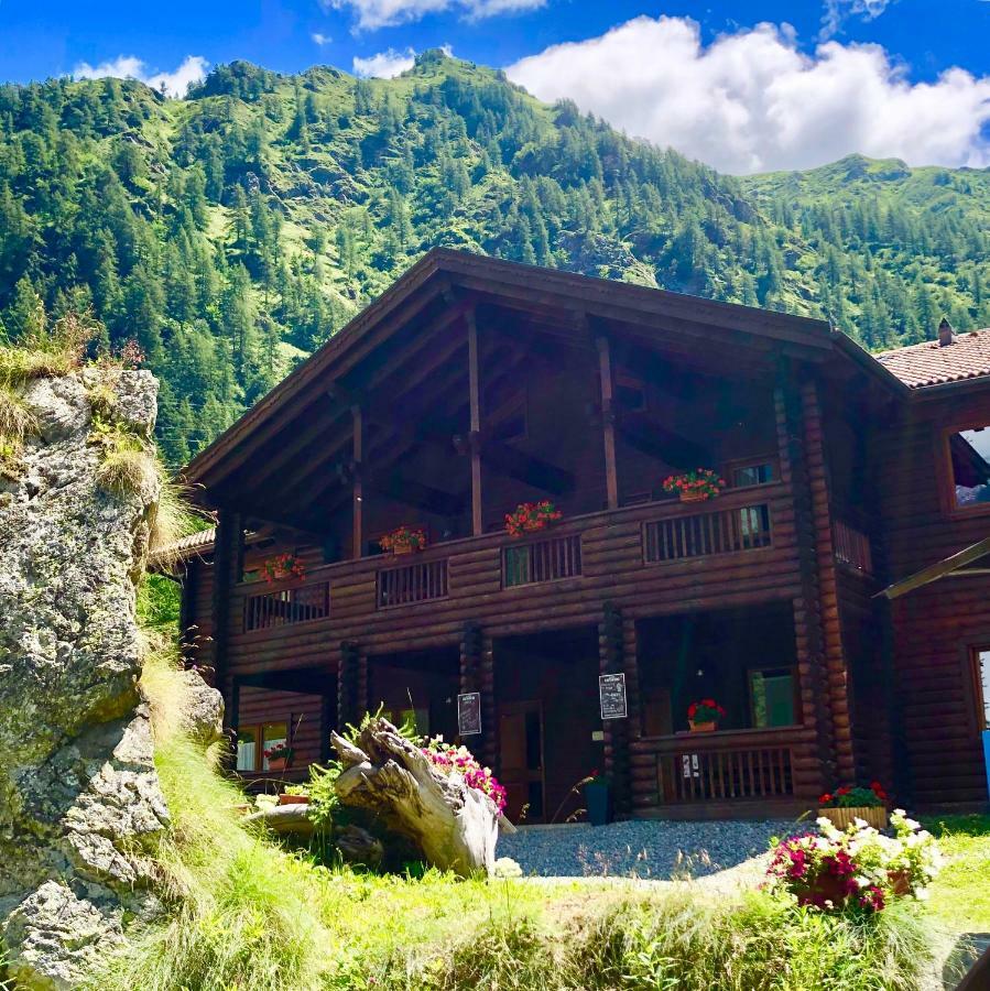 Chalet Rosa Dei Monti 호텔 발프라토 소아나 외부 사진